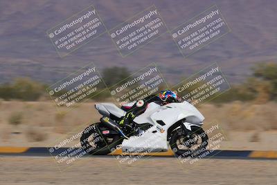 media/Dec-09-2023-SoCal Trackdays (Sat) [[76a8ac2686]]/Turn 4 Set 1 (1120am)/